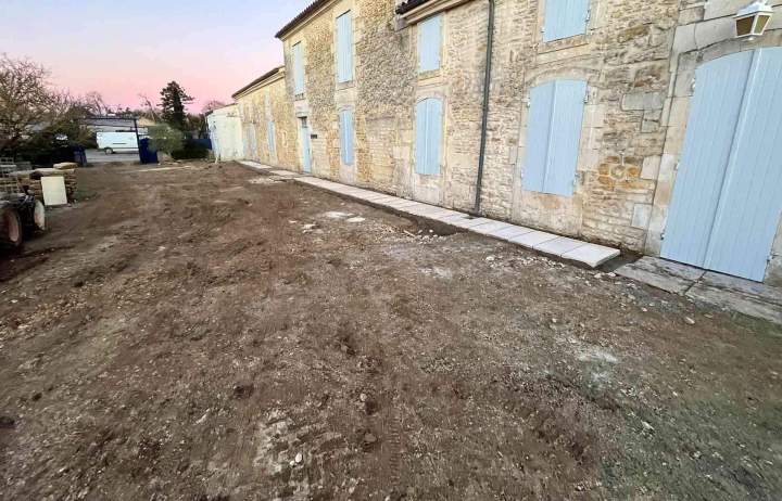 Terrassement à Tesson