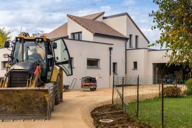 Entreprise de travaux publics, Tanzac
